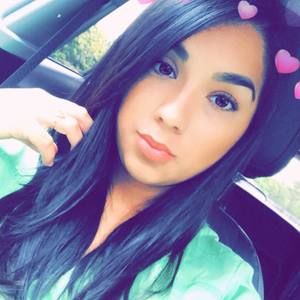 Meet your Posher, Lorraine